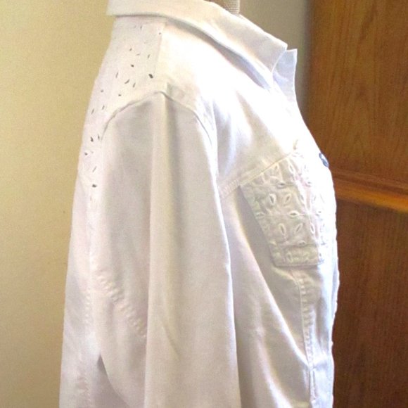 Catherines Women's Plus Size White Jean Style Jacket, Eyelet, Pockets, Size 1X - Picture 6 of 13